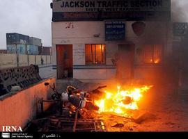 Police, anti-US film protesters leave man dead in Karachi
