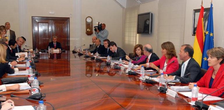 El Gobierno asturiano plantea “un reparto más equitativo y equilibrado del déficit público”