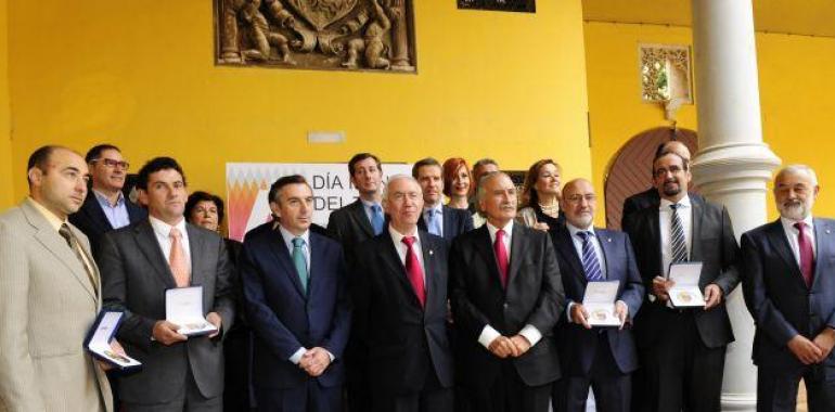 Las DO Cariñena, Borja, Somontano y Calatayud reciben la Medalla al Mérito Turístico 2012