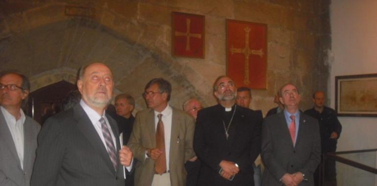 La catedral de Oviedo se viste de gala para presentar sus mejoras