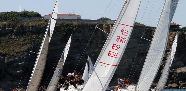 El Sanborondón y el Espumeru, ganadores de la segunda regata en categoría Cruceros