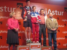 Jonathan Vior y Leticia Prieto se imponen en la Carrera del Jurásico