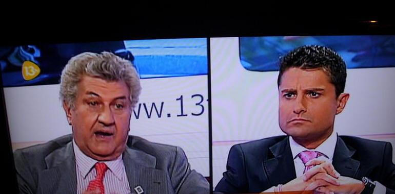 El presidente del Congreso, Jesús Posadas, avala que los diputados autonómicos no tengan sueldos