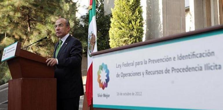 México promulga una ley contra el lavado de dinero