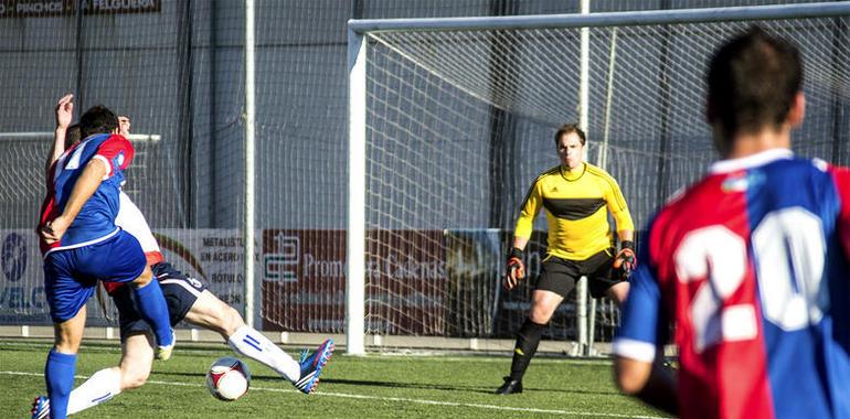 El Real Oviedo B se asienta en la zona alta