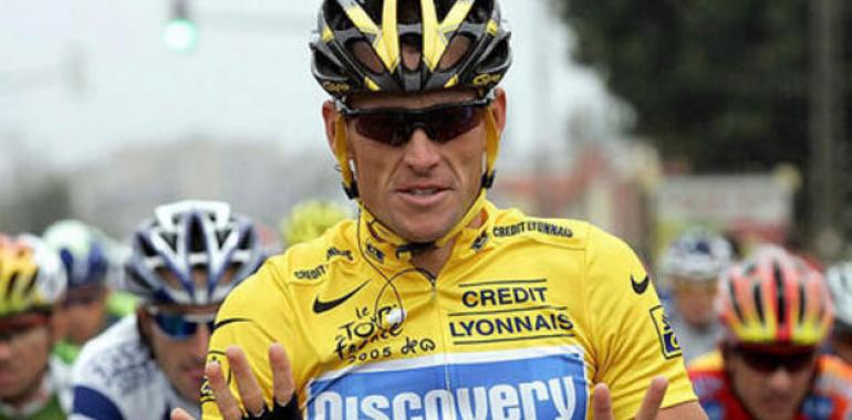 La UCI le quita a Armstrong los siete Tours