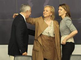  Cospedal respalda en Oviedo la candidatura de Mercedes Fernández