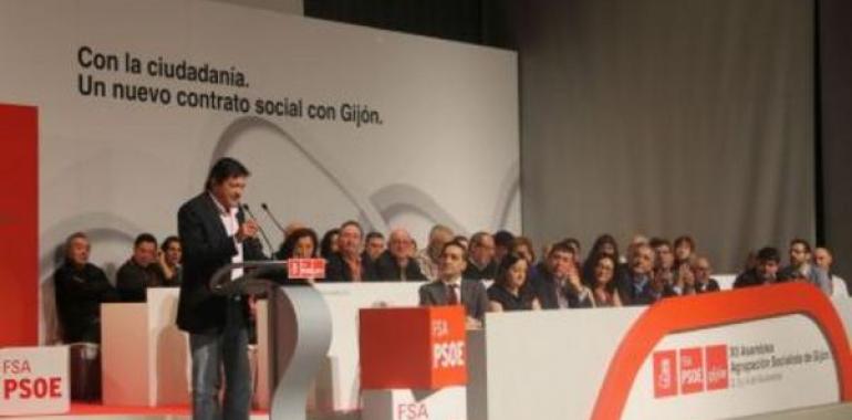 "Debemos volver a la ideología porque la arrinconamos mientras la derecha se impregna de la suya"