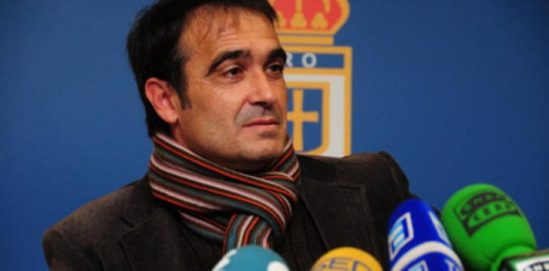 Sarriugarte: "Tenemos que transmitir dentro del campo la unión del oviedismo"
