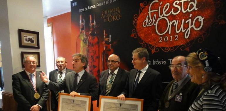 Cofradías asturianas en la fiesta del orujo de Liébana