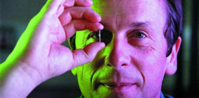 Kevin Warwick: Los cíborgs dejarán atrás a los humanos