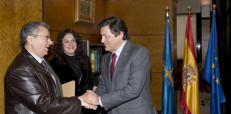 Encuentro del presidente del Principado con el alcalde de Quirós