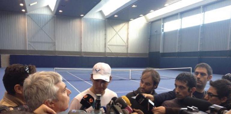 Rafa Nadal vuelve a los entrenamientos