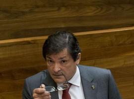 Javier Fernández achaca a una errónea actuación del Gobierno anterior los problemas con el \rescate\ 