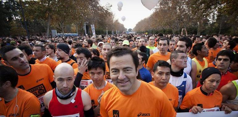 Más de 15.000 madrileños corren en El Retiro para apoyar la investigación del Hospital Puerta de Hierro