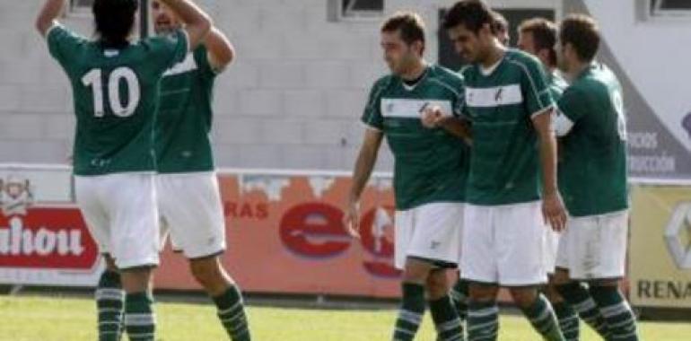 El Avilés desaprovecha su ocasión