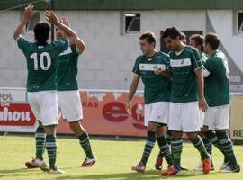 El Avilés desaprovecha su ocasión