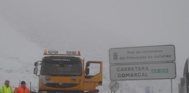 El operativo autonómico de vialidad invernal ya está actuando con 250 operarios 