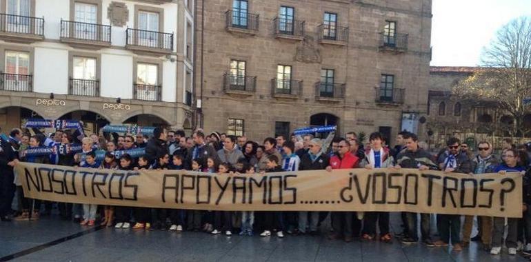 La afición del Avilés clama contra el Ayuntamiento