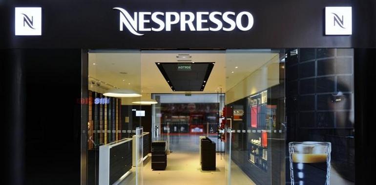 Nespresso abre un segundo punto de venta en el Centro Comercial la Maquinista de Barcelona