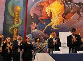 Correa y Santos mantienen un encuentro \"histórico para los dos países\"
