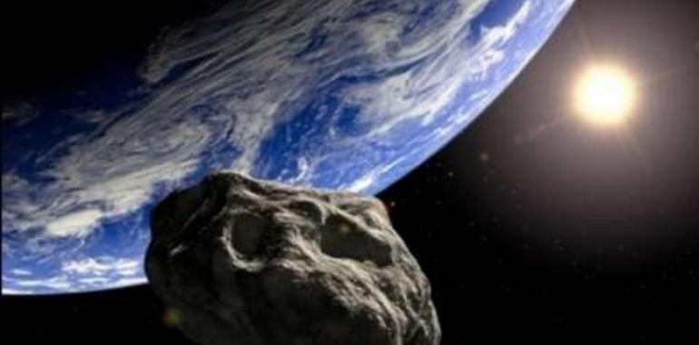 Un asteroide potencialmente peligroso pasará hoy cerca de la Tierra