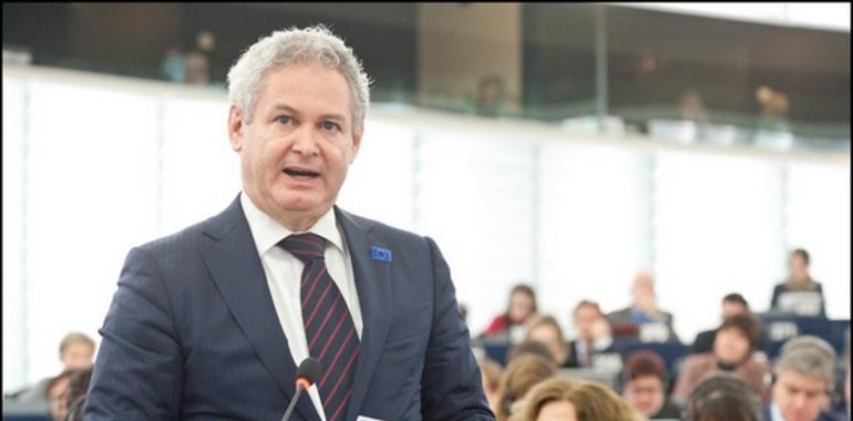 Fuertes críticas a la "inútil" sucesión de Cumbres europeas