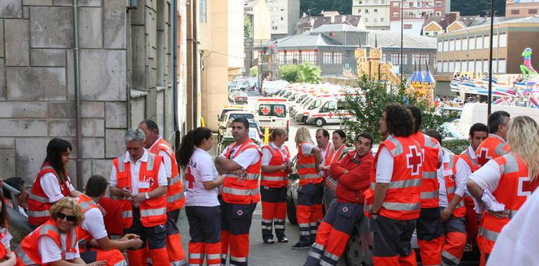 Homenaje de Cruz Roja en Cangas del Narcea a sus voluntarios