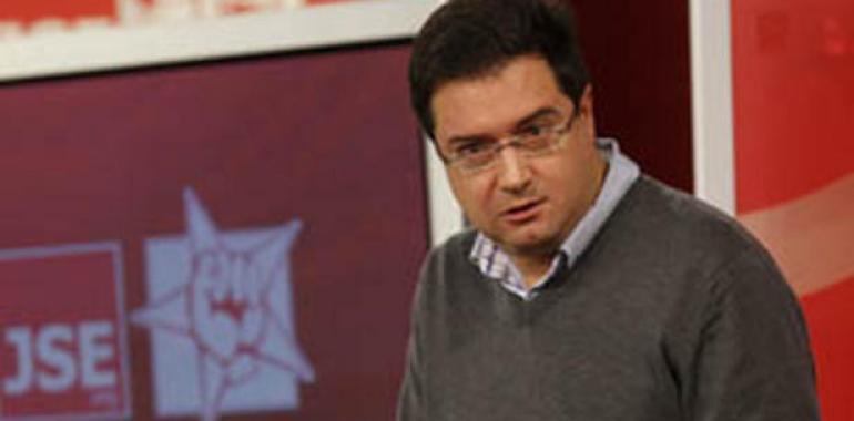 El PSOE "impedirá por ley la privatización de la sanidad" cuando vuelva a gobernar