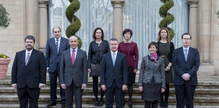 Los consejeros del Gobierno Vasco toman posesión de sus cargos