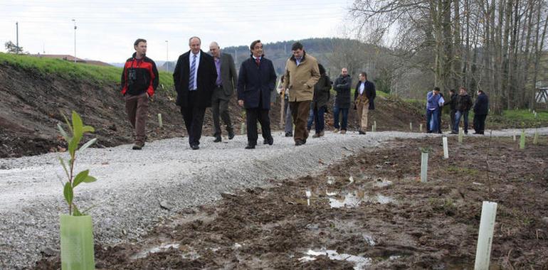 Inauguran el Corredor Verde en la orilla del río Besaya