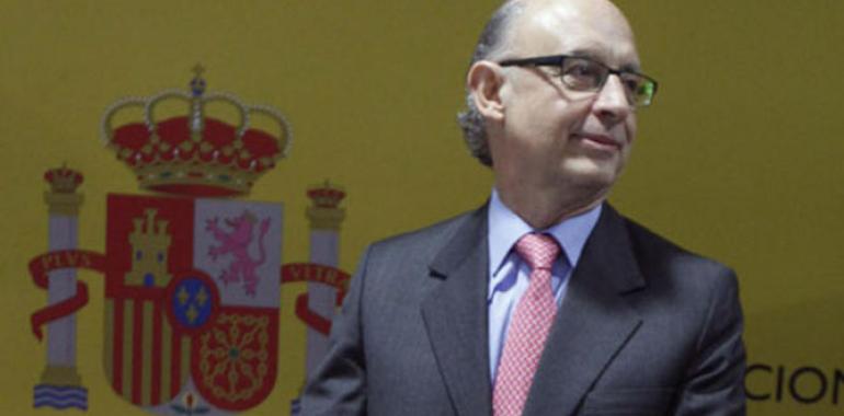 Montoro no compensará a Asturias por el impuesto a la banca, pero sí a Andalucía y Extremadura