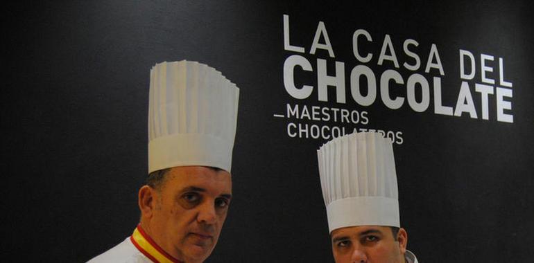 Tino Helguera y Cafento dan la gran fiesta del chocolate en el Jardín Botánico
