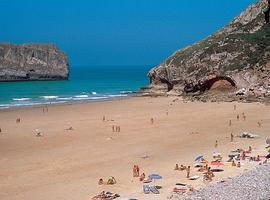 Las playas de Llanes tienen aguas de calidad buena y muy buena