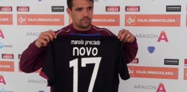 Nacho Novo lucirá en El Molinón una camiseta homenaje a Preciado