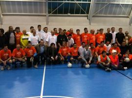 Fernando Alonso lucha contra el cáncer infantil en Mieres