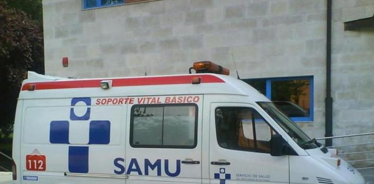 Un trabajador de 50 años gravemente herido tras caer desde un andamio en La Carrionina, Aviles