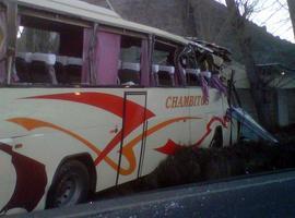 Cuatro niños heridos, y el conductor, en el accidente de un autobús escolar en Xàtiva