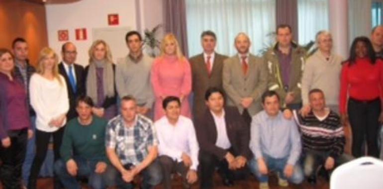 Cruz Roja colabora con Repsol en el empleo de discapacitados en Estaciones de Servicio de Gijón