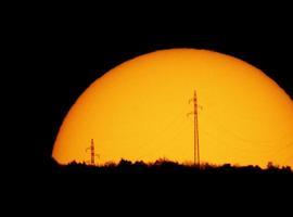 Estudian alertas para evitar lo peor de una tormenta solar del siglo