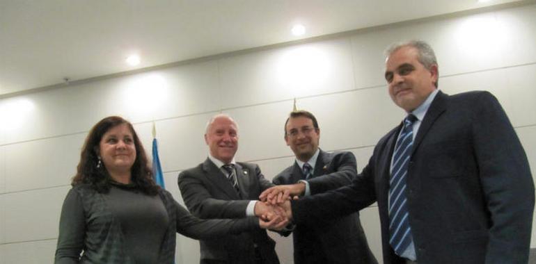 Firmado el acuerdo que sella la paz en la Sanidad asturiana