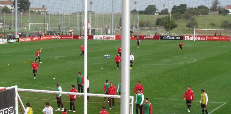 Sandoval ensaya con Lora