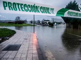 La lluvia da hoy una tregua pero la nieve sigue dificultado las comunicaciones