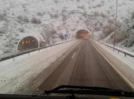 Carreteras y puertos de montaña del Principado recuperan la normalidad