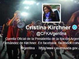 Cristina califica de \"canallada\" la publicación de una falsa foto de Chávez en la portada de El País
