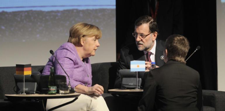 Mariano Rajoy y Angela Merkel se reúnen en el marco de la Cumbre CELAC-UE 