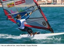 Marina Alabau y su tabla “Movistar”, en el podio de la Miami OCR