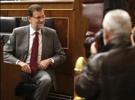 Rajoy anuncia en el Congreso un paquete para estimular la economía y el empleo juvenil 