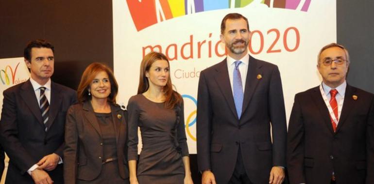 Los Príncipes de Asturias inauguran la XXXIII edición de Fitur