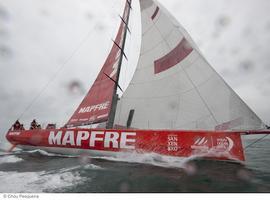 El Desafío Mapfre comienza el intento de establecer un nuevo récord en la Ruta del Descubrimiento